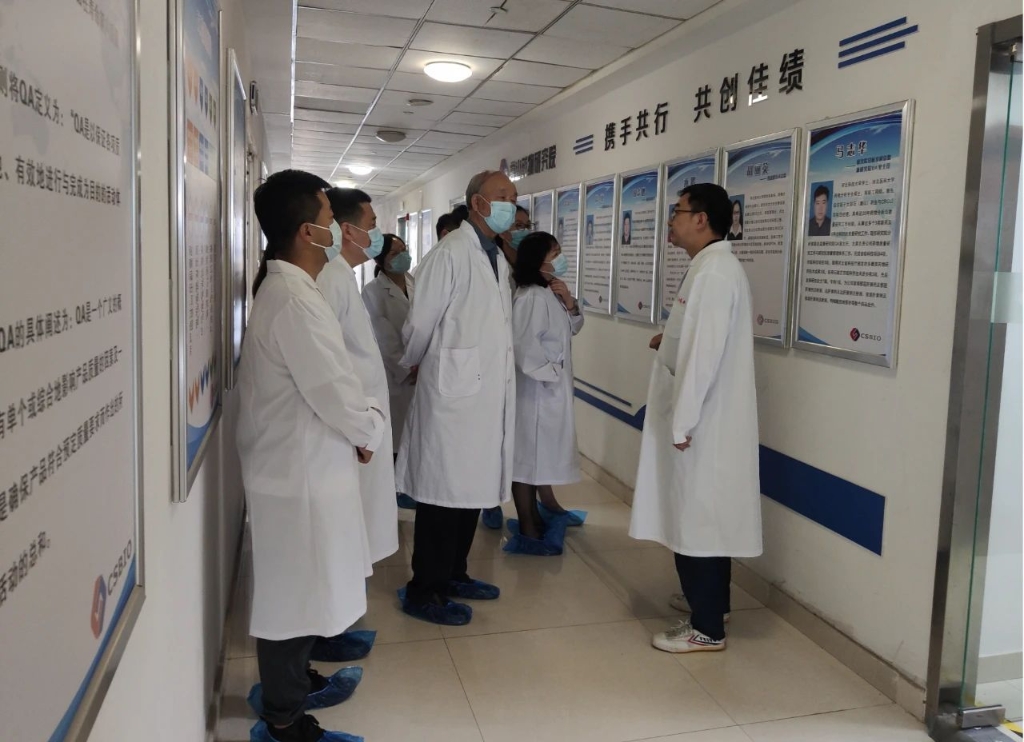 河北省医药行业协会组织药企到河北先锋娱乐药业进行党建工作交流调研